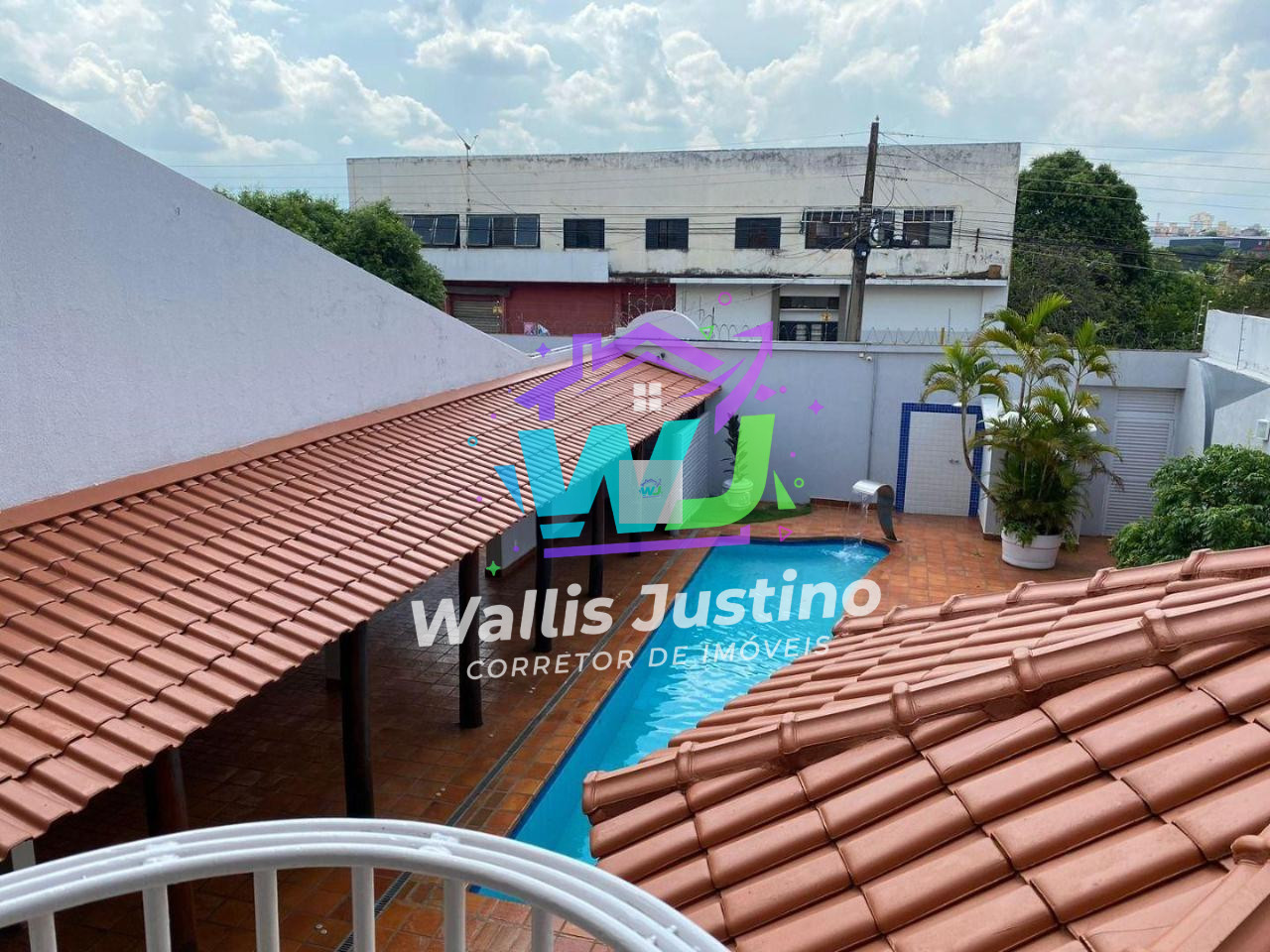 Sobrado à Venda no Solar Campestre em Rio Verde – 4 Quartos, Piscina e 370m² Construídos