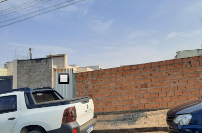 Lote à Venda no Solar dos Ataídes 1ª Etapa em Rio Verde – 300m² Murado em Bairro Nobre