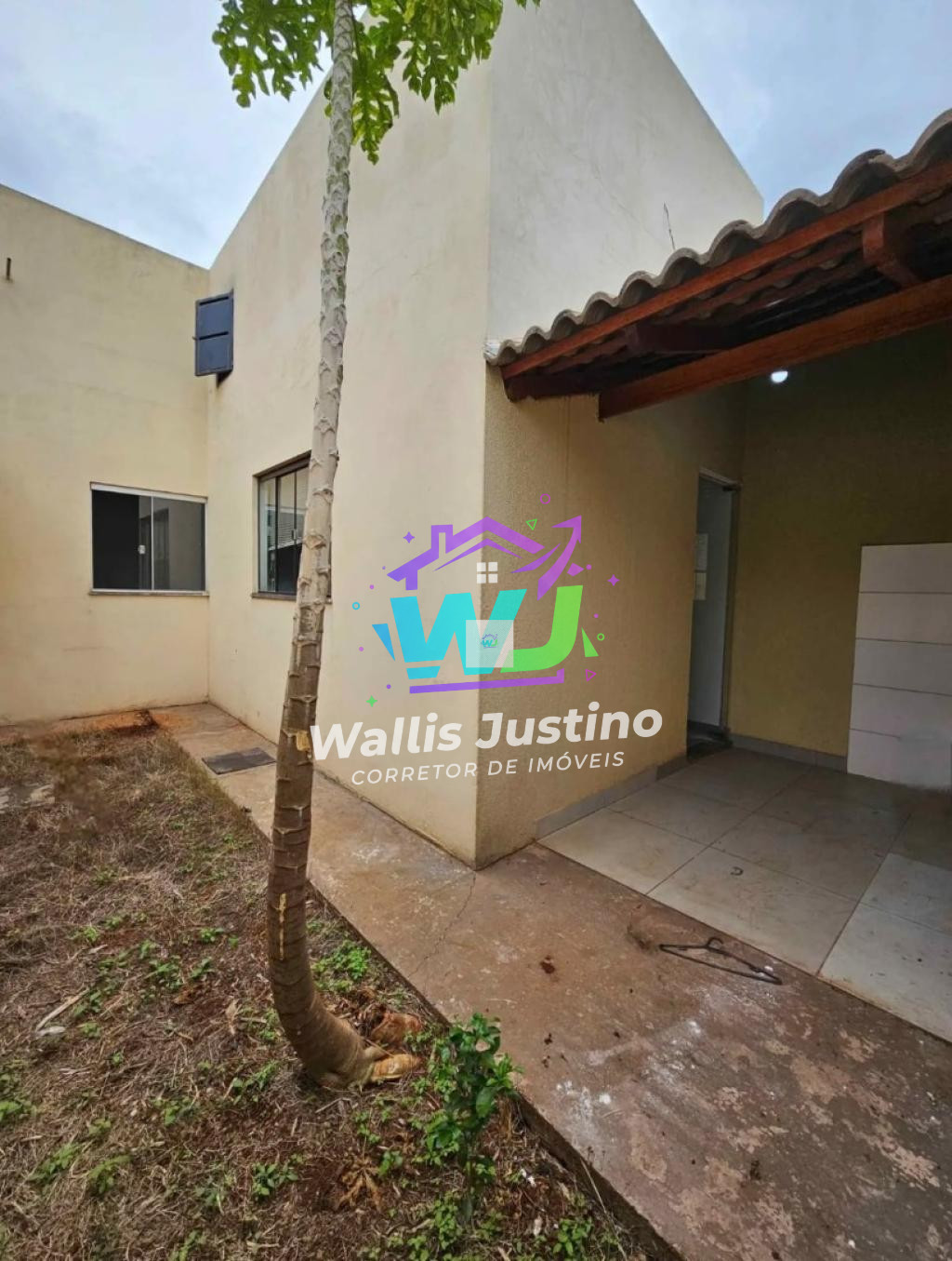 Casa à Venda no Residencial Atalaia em Rio Verde – 2 Quartos com Cozinha Planejada