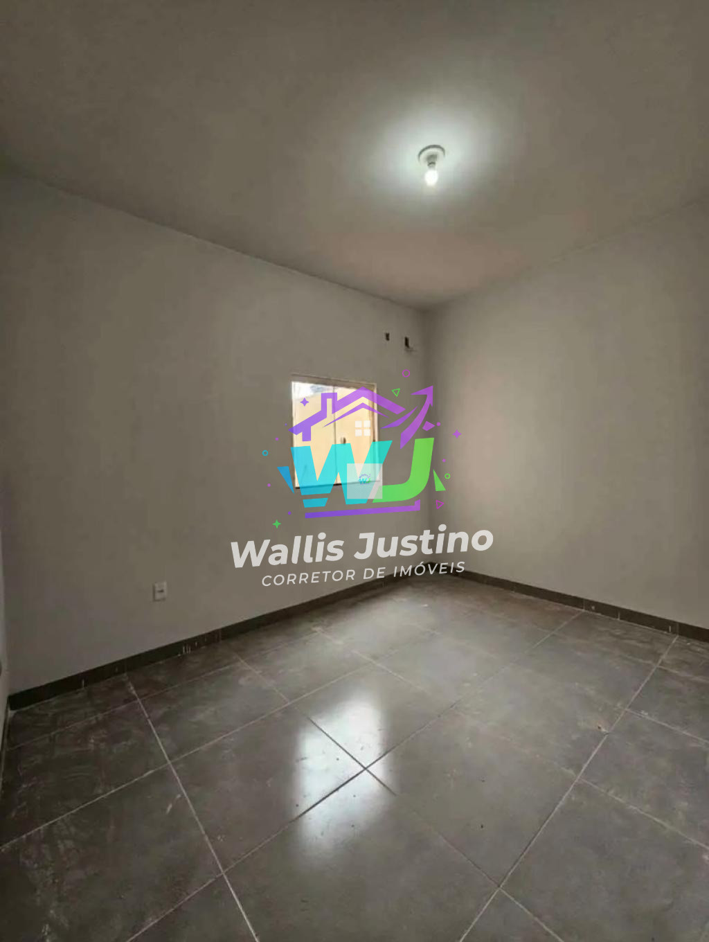 Casa à Venda no Residencial Atalaia em Rio Verde – 2 Quartos com Cozinha Planejada