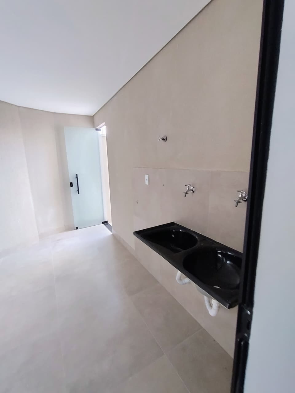 Casa à Venda no Gameleira 2 em Rio Verde GO | 3 Quartos e Área Gourmet