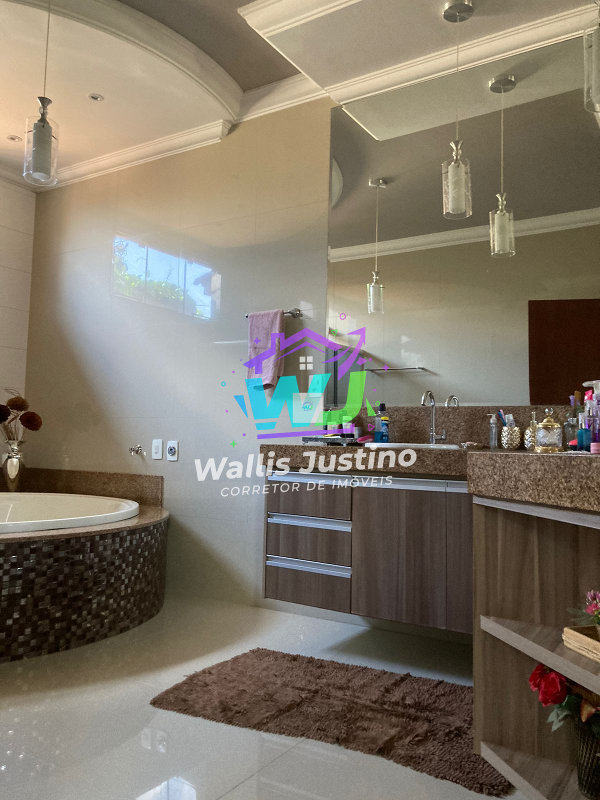 Casa Alto Padrão à Venda no Recanto do Bosque em Rio Verde-GO | 4 Quartos | 205m² | Área Gourmet Completa