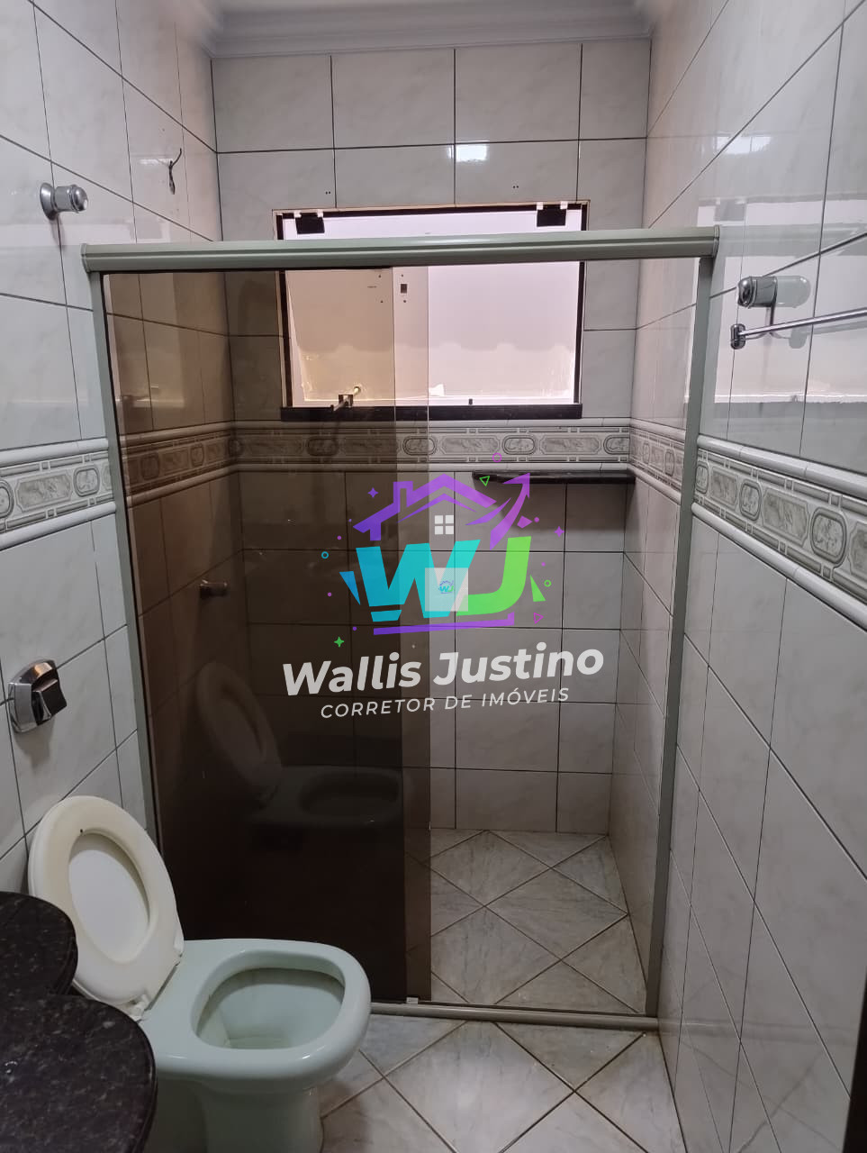 Casa para Alugar no Centro de Rio Verde GO Próxima ao Shopping Rio Verde 3 Quartos com Suíte, Churrasqueira