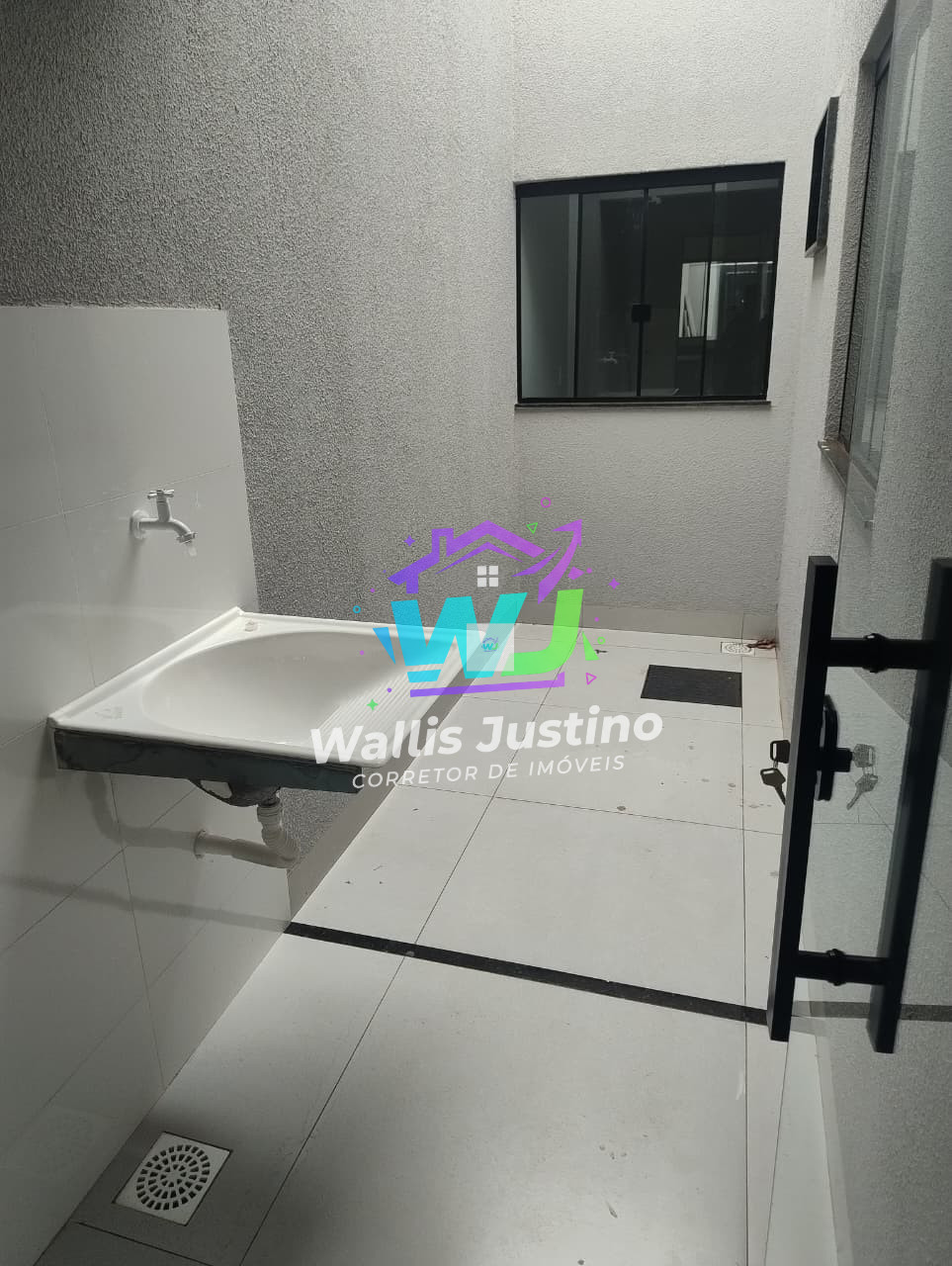 Casa à Venda no Jardim Helena em Rio Verde GO | 3 Quartos, Garagem para 4 Carros e Lote de 125 m²