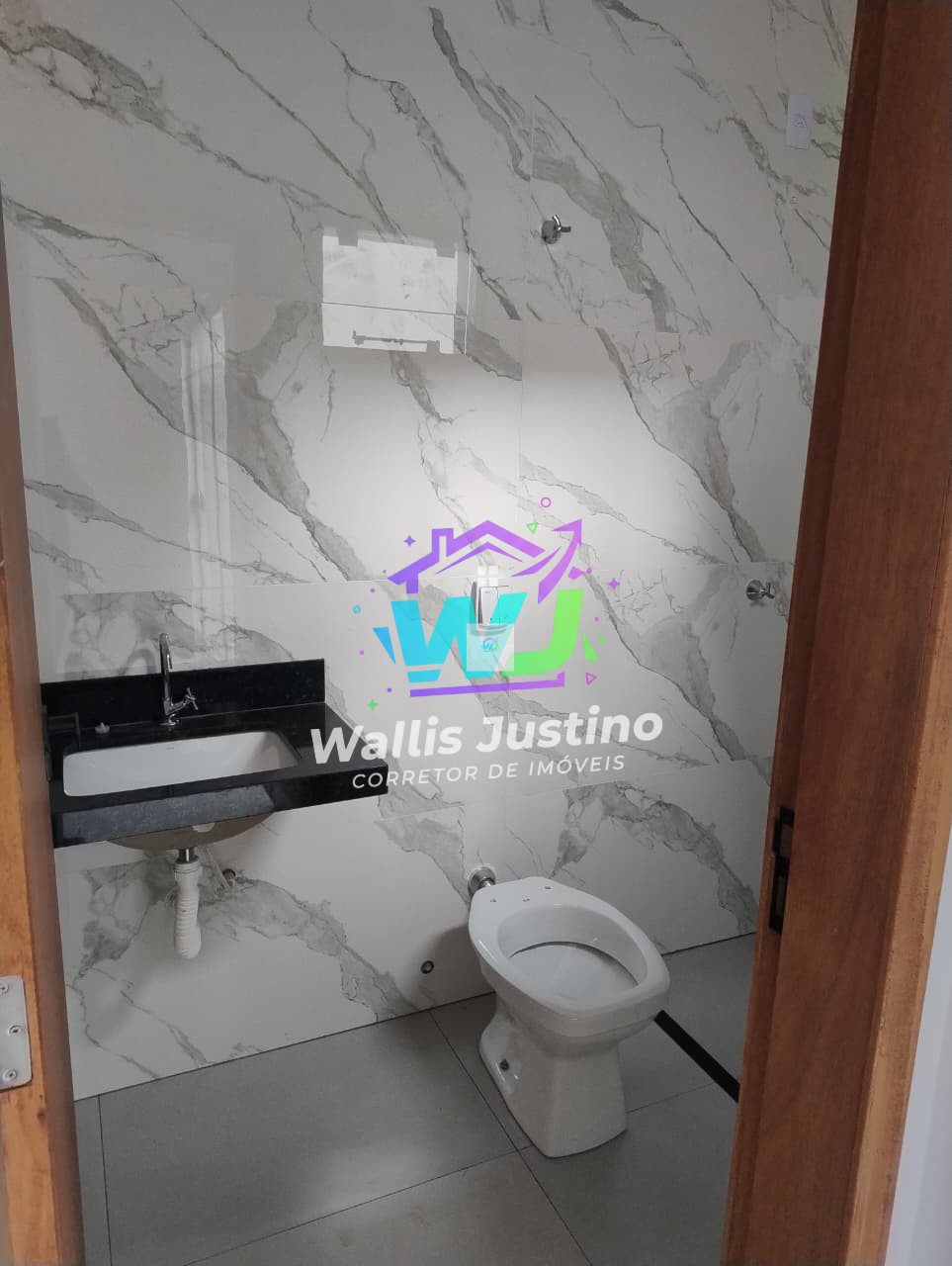 Casa à Venda no Jardim Helena em Rio Verde GO | 3 Quartos, Garagem para 4 Carros e Lote de 125 m²