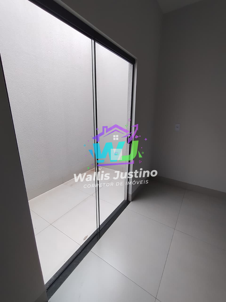 Casa à Venda no Jardim Helena em Rio Verde GO | 3 Quartos, Garagem para 4 Carros e Lote de 125 m²