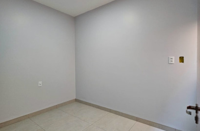 Casa à Venda no Gameleira 2 em Rio Verde – 3 Quartos com Suíte, Porcelanato e Cozinha Planejada