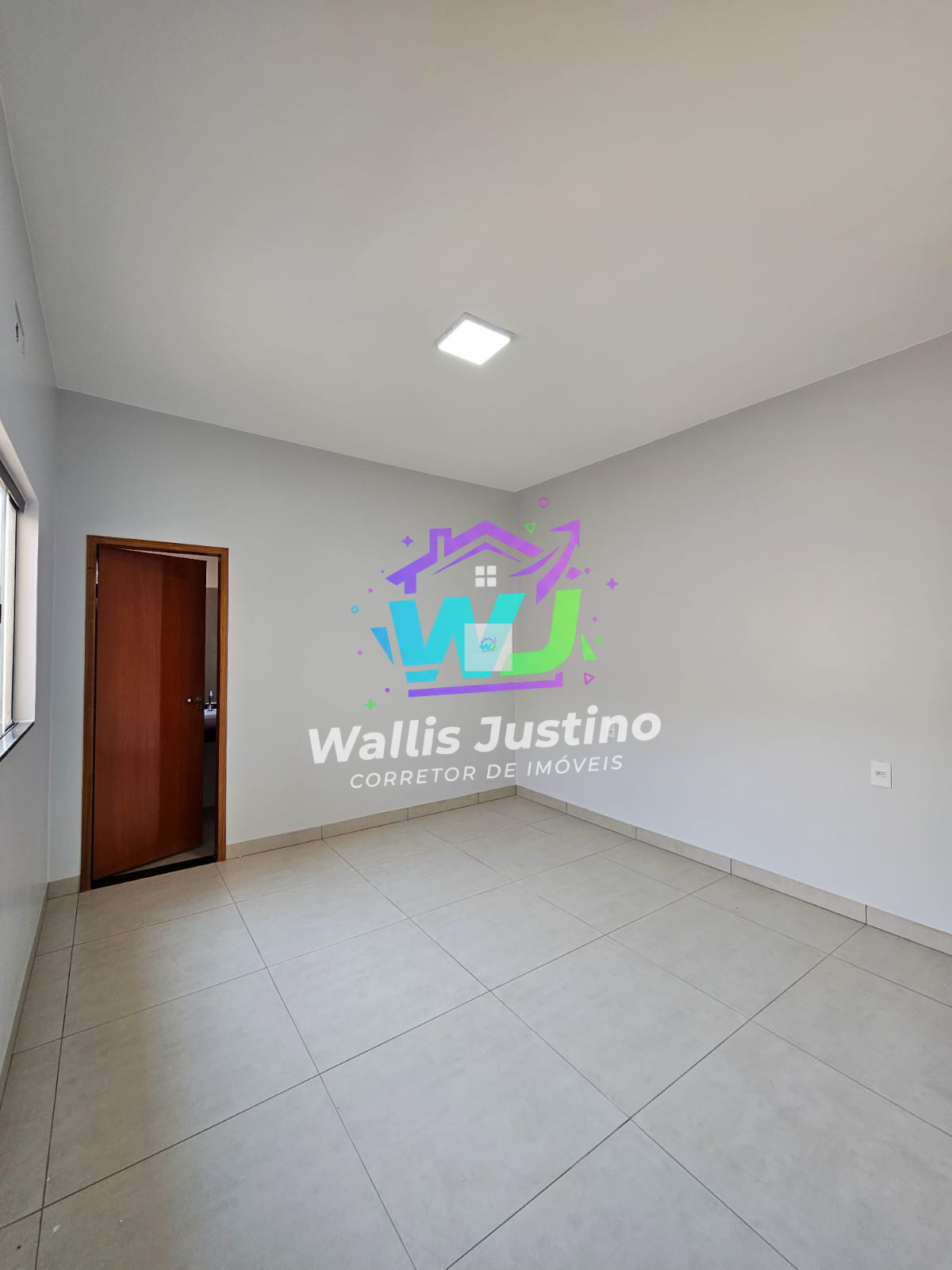 Casa à Venda no Gameleira 2 em Rio Verde – 3 Quartos com Suíte, Porcelanato e Cozinha Planejada